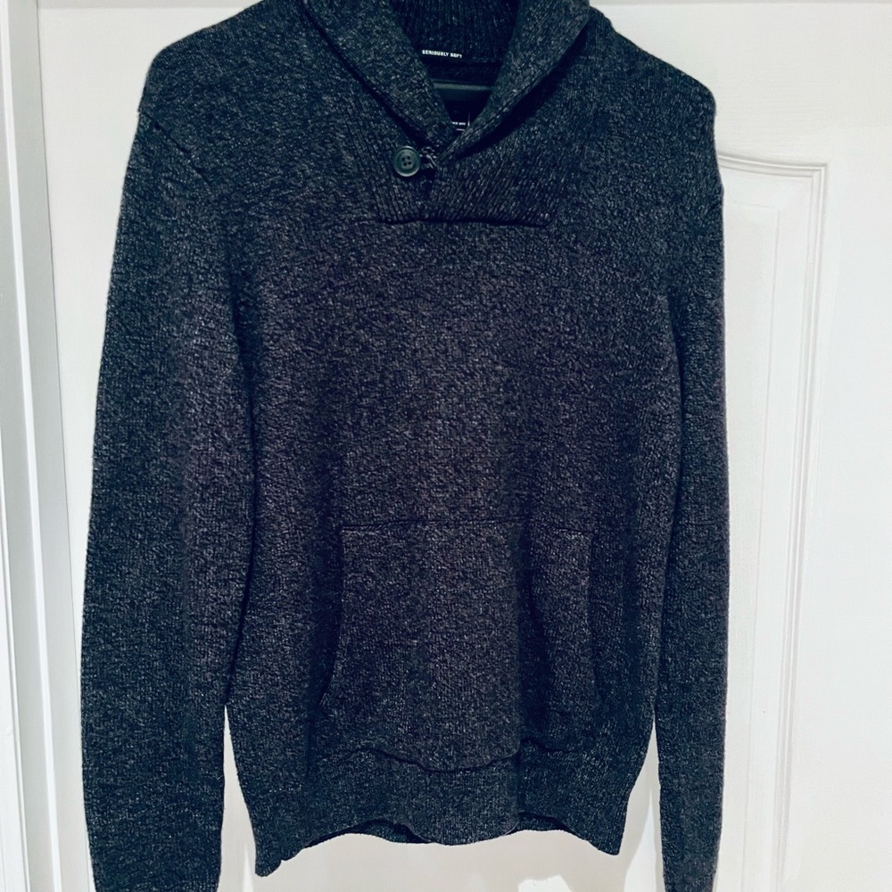 Cozy American Eagle Outfitters gray Sweater with Button Detail